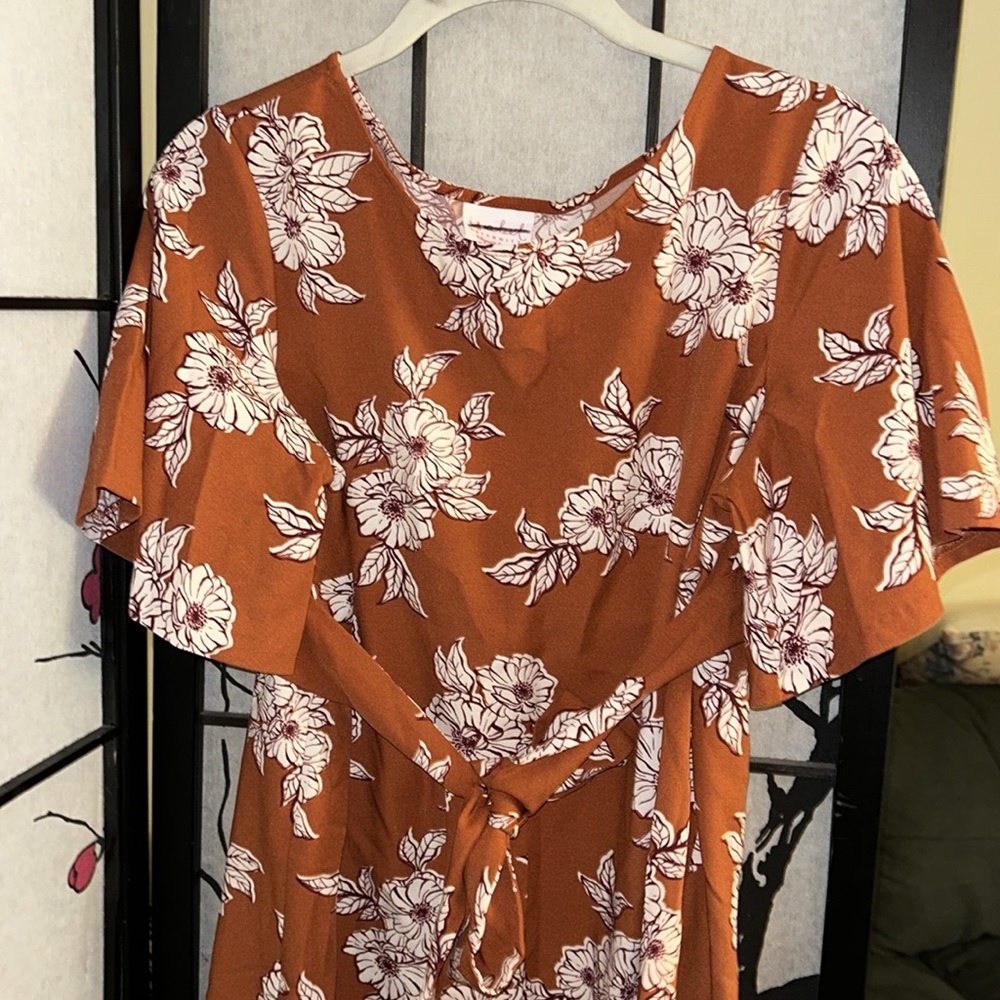 New Isabel Maternity Top Short Sleeve Pullover Short Sleeve Tie Orange Floral - Picture 2 of 11